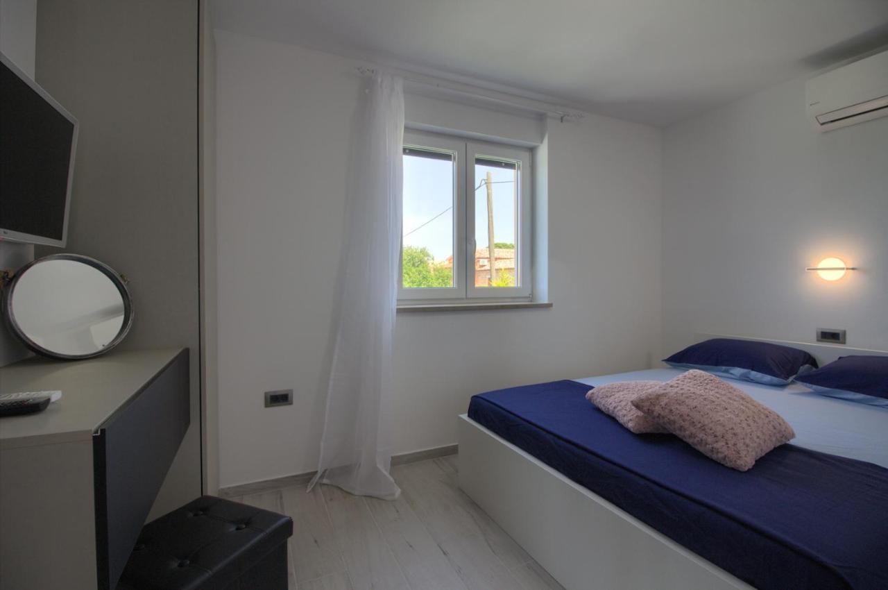 Modern Villa Nerina With Private Pool Near Pula Zewnętrze zdjęcie